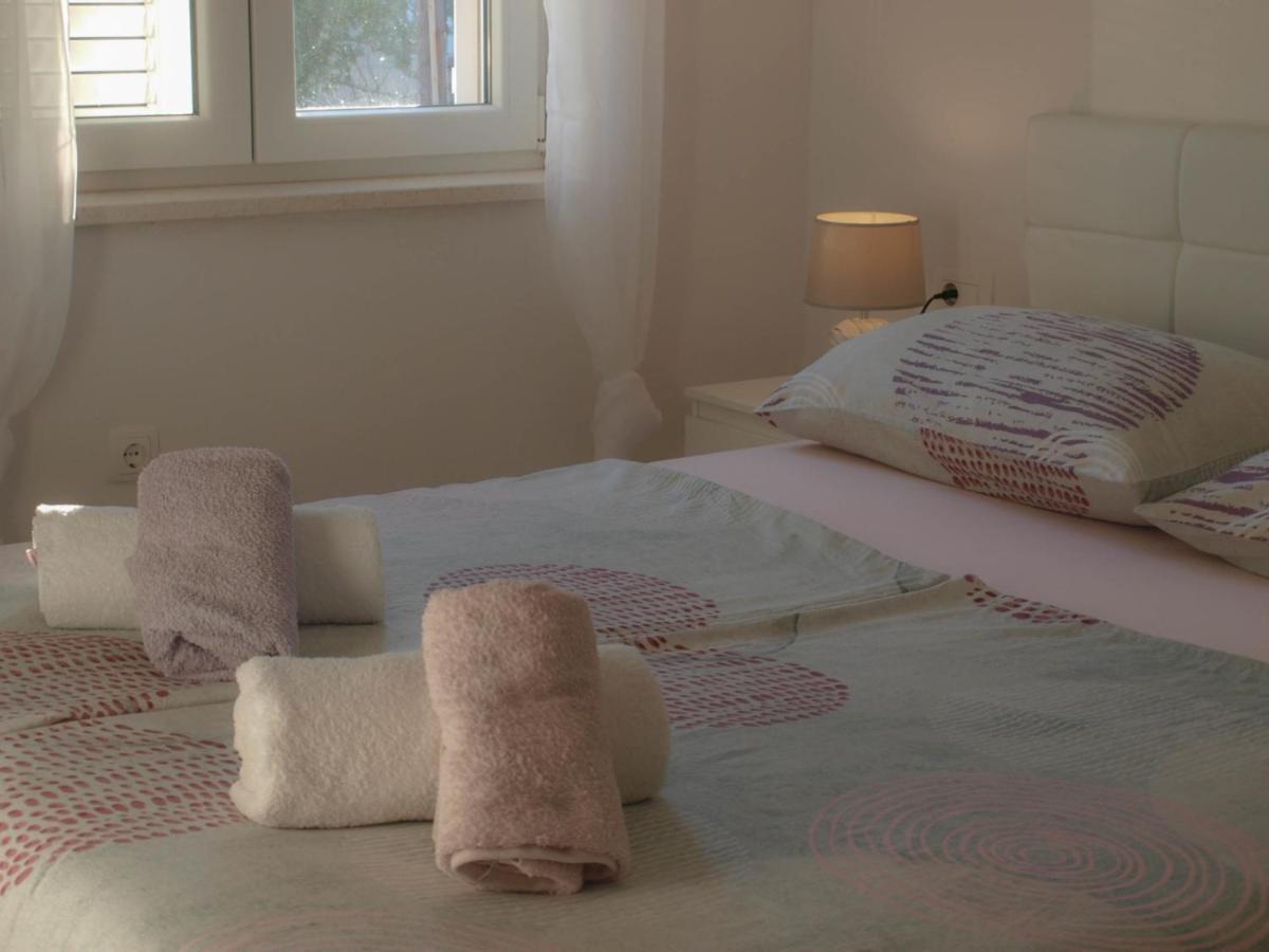 Apartmani Goga 2 Molat Exterior foto