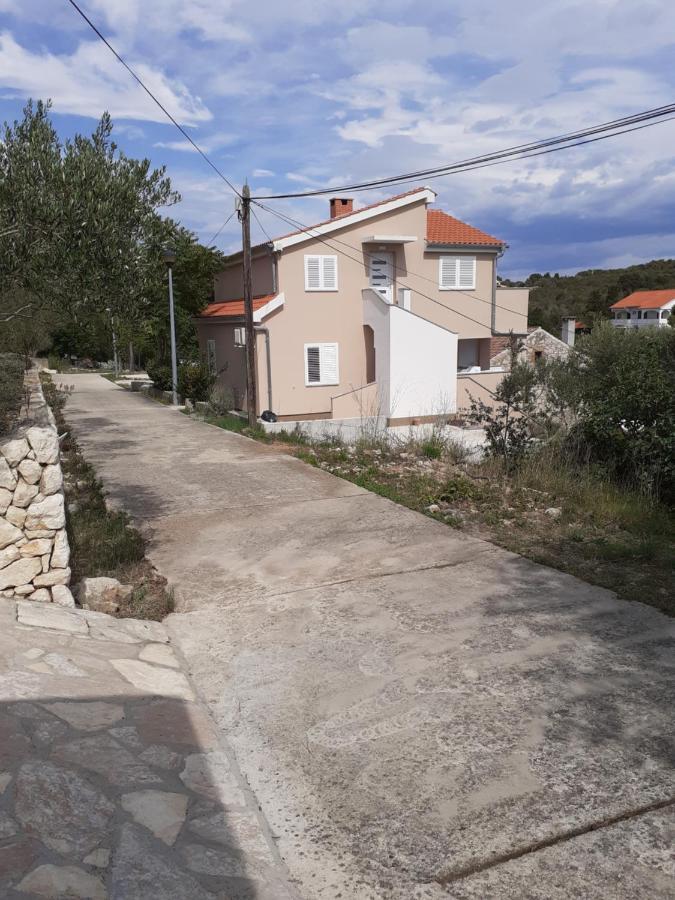 Apartmani Goga 2 Molat Exterior foto